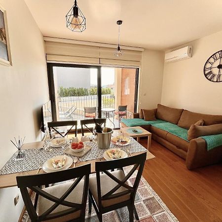 Fides Stylish Apartments Tivat With Pool Buitenkant foto