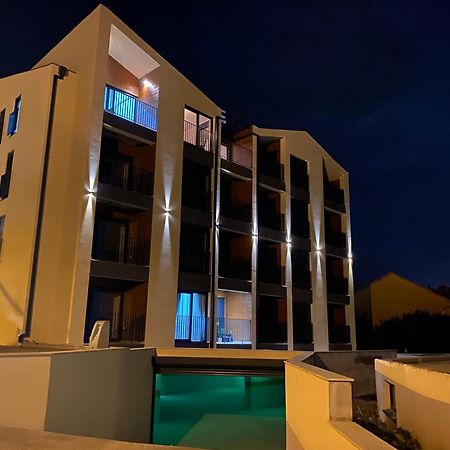 Fides Stylish Apartments Tivat With Pool Buitenkant foto