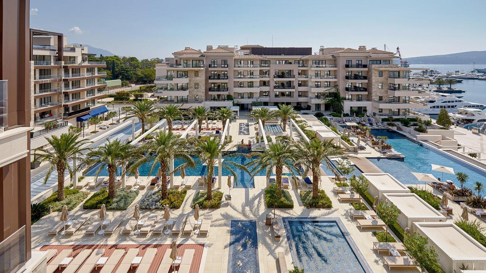 Fides Stylish Apartments Tivat With Pool Buitenkant foto